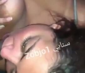 مصرية هايجة تمص زب وتتناك من كسها بزب تاني سكس عربي جماعي