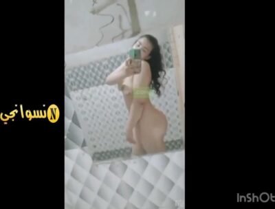 نودز بنت كيرفي جسمها ملبن تدلع على صاحبها سكس عربي نودز مصري